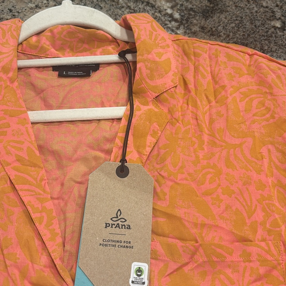 NWT Prana Iguala Top. Size Large - Picture 3 of 3